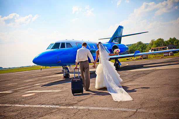 bride and groom flight test124868615-612x612